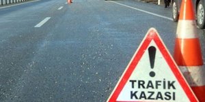 Hızını alamadı, restauranta girdi, 2 yaralı