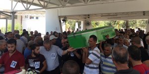 Mehmet Akar’ı sevenleri uğurladı