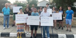 Gençlerden yıkılan surlar için eylem