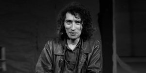 - Uzak Bir Yıldız Kaydı: Ulus Baker –*