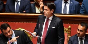 İtalya Başbakanı Conte istifa edeceğini açıkladı