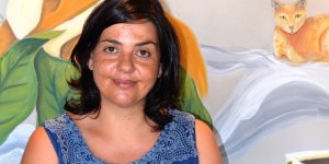 Maria Siakalli;  “Savaşın lanetinden korunmak için barışın egemen olduğu şiirler yazdım”