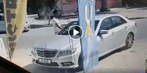 Güpegündüz çaldı, trafikte yakalandı