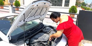 “Kadınlar otomobillerle de oynayabilir”