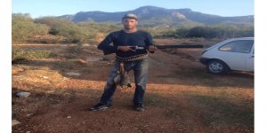 Tüfeği ateş aldı, karnından yaralandı