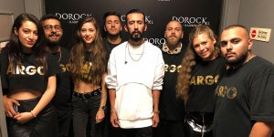 GAZAPİZM'DEN KARANFİL