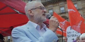 "Önce Brexit'i engelleyeceğiz, ardından genel seçime gideceğiz"