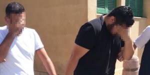 Sahtekârlıkla suçlanıyorlar