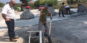 Lefke Belediyesi, Gazi Lisesi’nde çalışmalar yapıyor