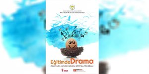 Öğretmenler için mesleki gelişim sertifika programı düzenliyor