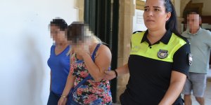 Oto parkta yakalandılar