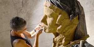 Zehra Şonya: Paranın olmadığı bir dünya hayal ediyorum 