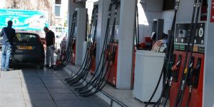 Benzin yine zamlandı!