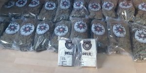 Bavuldan 22 kilo uyuşturucu çıktı