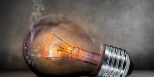 Zimbabve'de elektriğe yüzde 320 zam