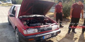 Park halindeki araç alev aldı