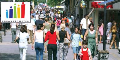 “Kıbrıslı Rumların % 42’si AB’den memnun”