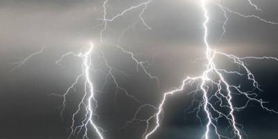 Limasol'da yıldırım düştü; 1 ağır yaralı