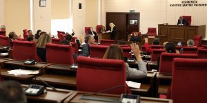 Seçimle birlikte referandum!