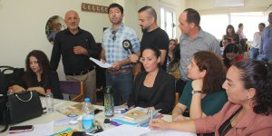 "40 Metrekareye 107 öğretmen!"