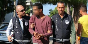 Girne’de bıçaklı saldırı