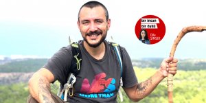 Kendi ekmek ve peynirini üretiyor