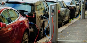 Dünya elektrikli araçlara yöneldi