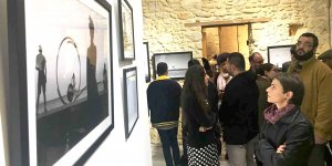 “Şimdinin İçinde” sergisi açıldı