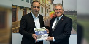 “Tarihi Lefkoşa’da Geçmişe Yolculuk” kitabı Harmancı'ya takdim edildi