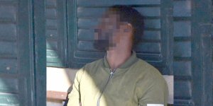 İkamet izinsiz yakalandı