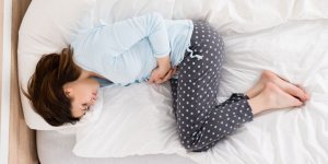 İdrar Yolu Enfeksiyonu için 12 Doğal Tedavi Yöntemi