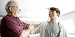 YAŞ ALMANIN DEĞERİ ÜZERİNE