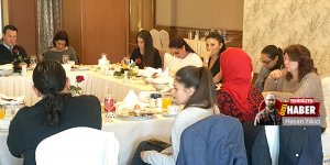 “Şimdi ailem dört farklı ülkede ve ben burada yalnız yaşıyorum”