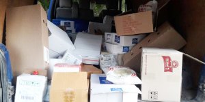 Kaçak gıda maddeleriyle yakalandı