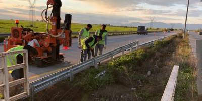 Güzelyurt-Lefke yolunda otokorkuluk çalışması başlatıldı