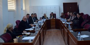 İdari, Kamu Ve Sağlık İşleri Komitesi toplandı