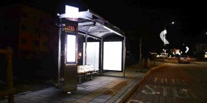 Gönyeli Belediye Bulvarı'na ergonomik durak