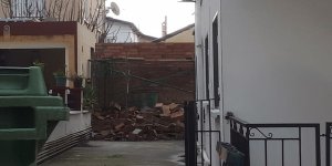 Gönyeli’de kaçak yapı yıkıldı