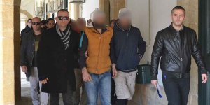 İki taraf olup dövüştüler