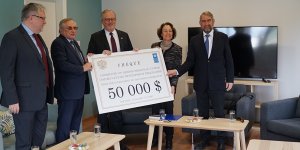 Kayıp Şahıslar Komitesi'ne 50 bin dolar bağış