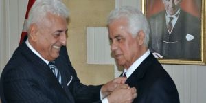 Eroğluna Baş Muhtarlık