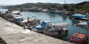 Yedidalga balıkçı barınağı hizmete açıldı