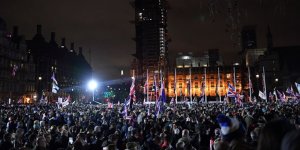 İngiltere AB'den ayrıldı