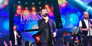 Mehmet Erdem aşk şarkılarını Mağusa’da söyledi