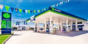 Kamu ambulanslarının yakıtını ALPET karşılıyor