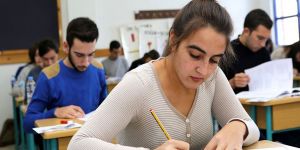 AÖAde yeniden sınav yapılacak