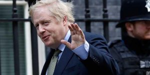 Boris Johnson yoğun bakımda