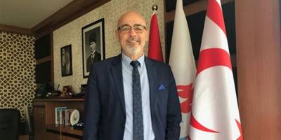 Görevden alındığını sosyal medyadan öğrendi