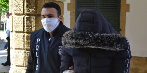 Pencereden girdi, laptop çaldı