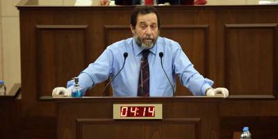 Denktaş: "Devlet ve egemenlik bizim içindir, birine karşı kullanmak için değildir”